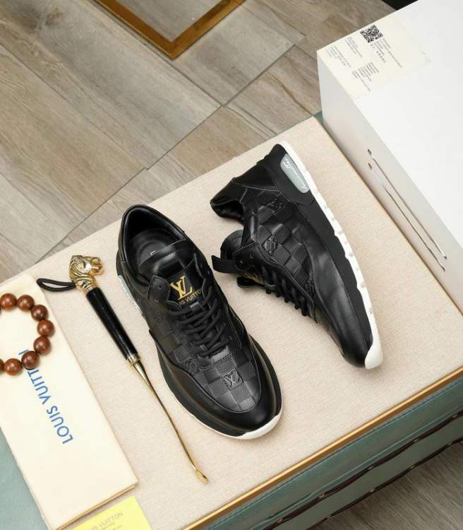 Picture of Louis Vuitton Shoes _SKULVsz38-44mnf0310216969